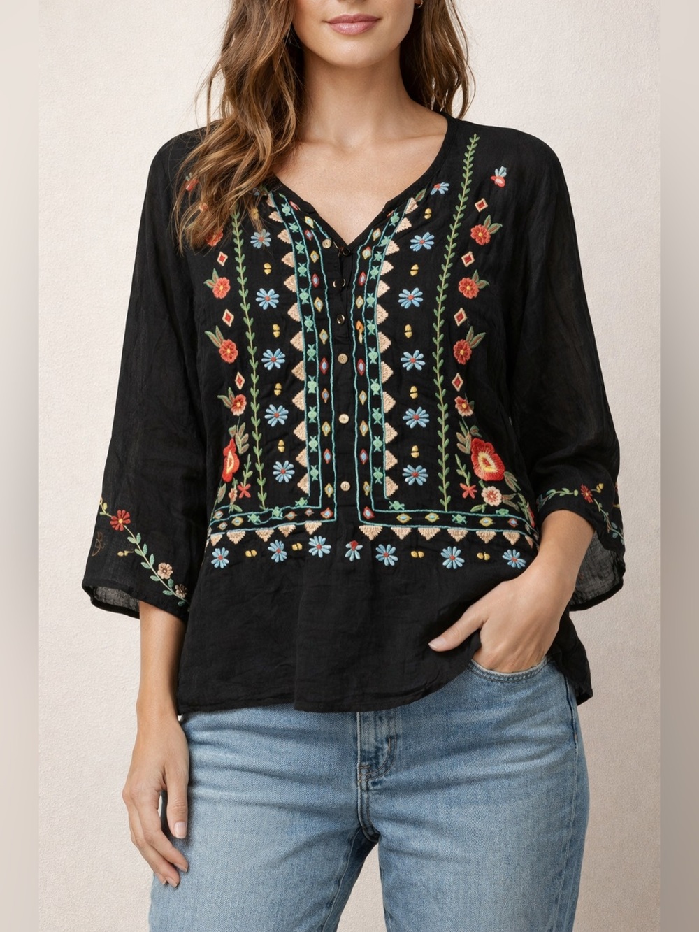 Monroe & Main Black Long-Sleeve Embroidered V-Neck Blouse